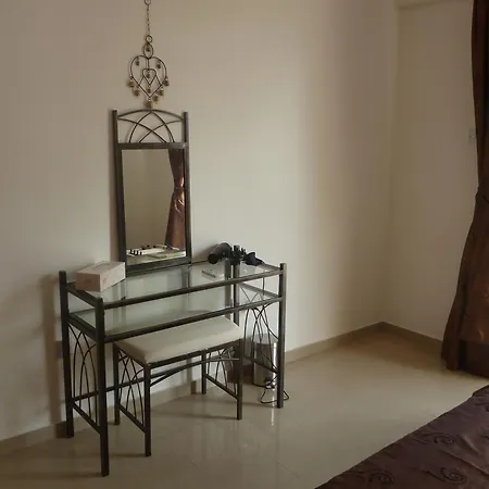 Apartament Large One Bedroom Apartment, With Village View *