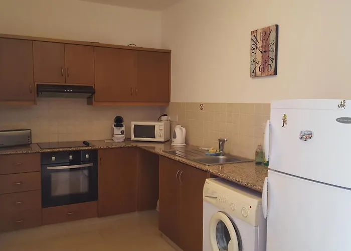 Appartement Large One Bedroom Apartment, With Village View *