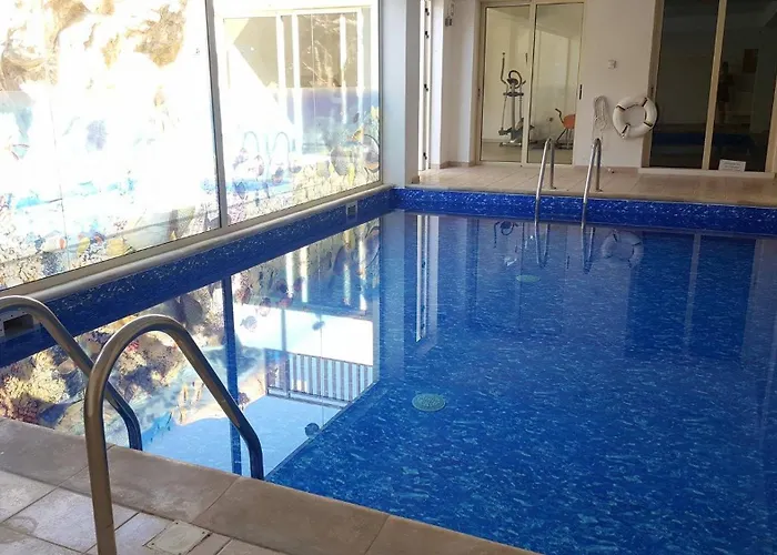 Apartament Large One Bedroom Apartment, With Village View